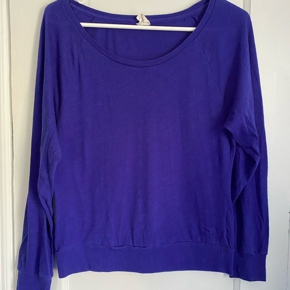 Victoria Secret -Pink Top- XS- - Picture 2 of 4